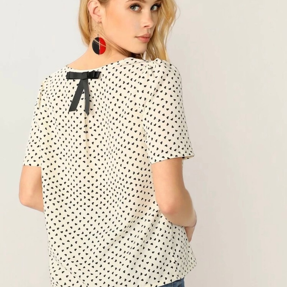 Brand new Polkadots shirt size L